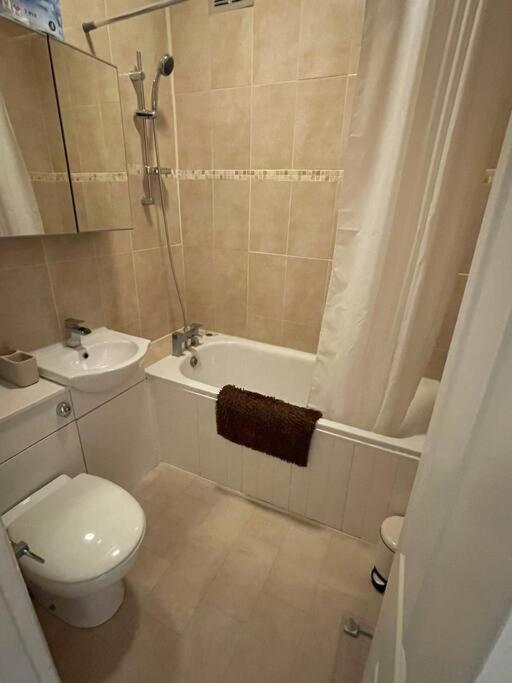One Bedroom Flat In The Heart Of Islington London Exteriör bild